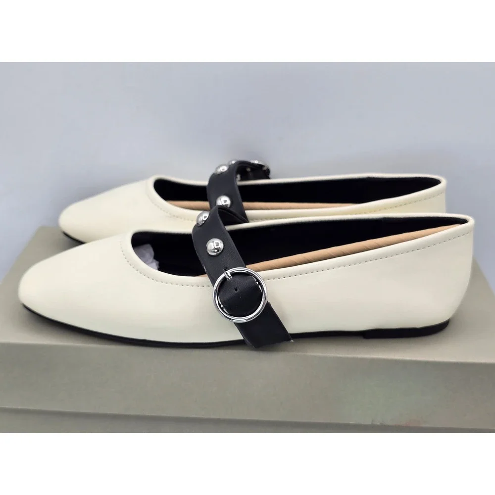 Kenneth Cole Reaction Maxi Flats Womens 6.5 Ecru Black Studded Mary Jane - New